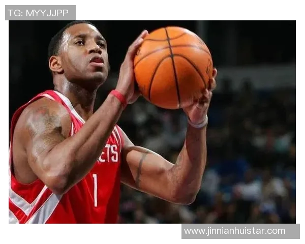 申京季前赛首秀致敬麦迪身穿传奇球衣闪耀登场